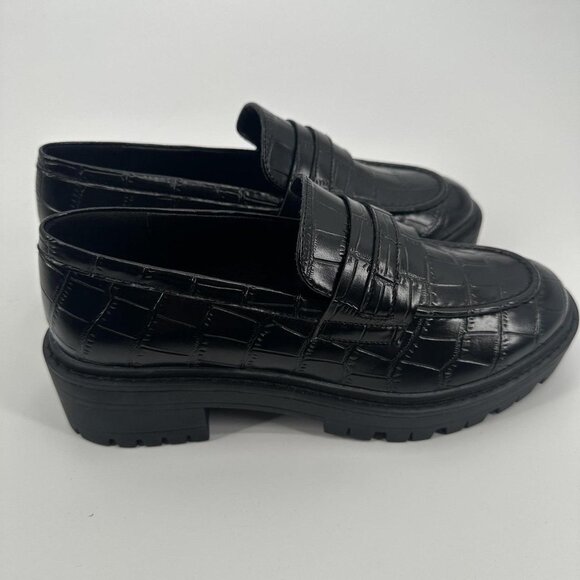 Women's Black Loafers - Picture 4 of 7